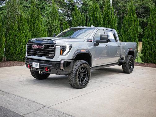 2024 GMC Sierra 2500 AT4