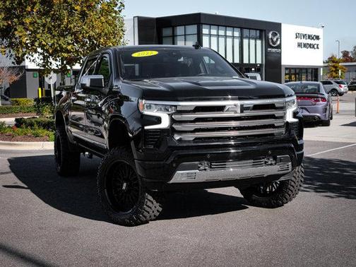 2022 Chevrolet Silverado 1500 High Country