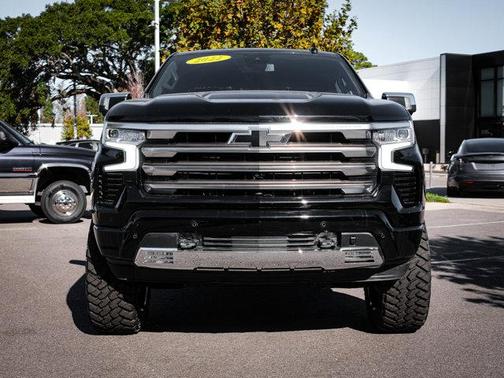 2022 Chevrolet Silverado 1500 High Country