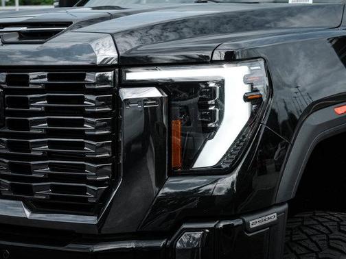 2024 GMC Sierra 2500 Denali Ultimate