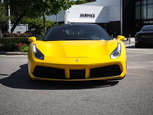 2018 Ferrari 488 GTB Coupe
