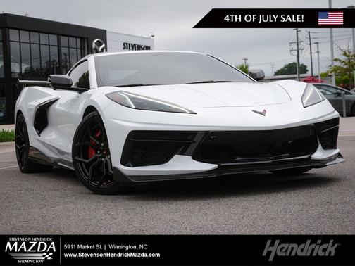 Arctic White 2020 Chevrolet Corvette Stingray w/3LT