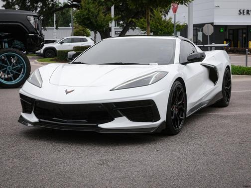 Arctic White 2020 Chevrolet Corvette Stingray w/3LT
