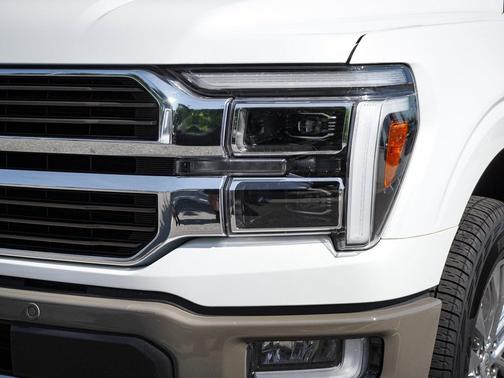 Star White Metallic Tri-Coat 2025 Ford F-150 King Ranch