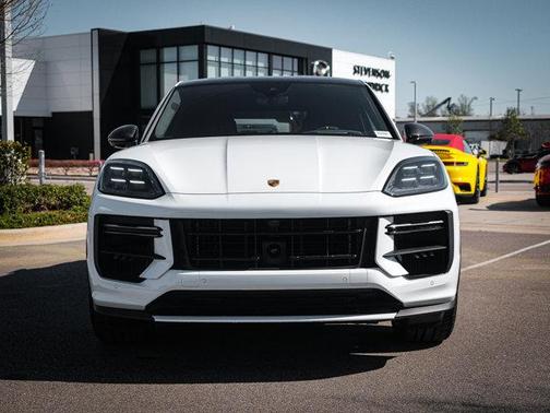 2025 Porsche Cayenne Turbo GT