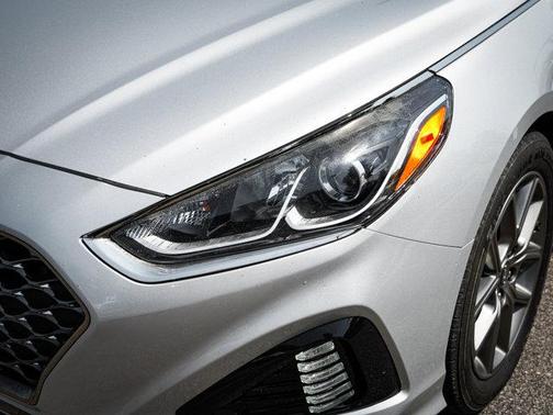 2018 Hyundai SONATA Sport 2.0T