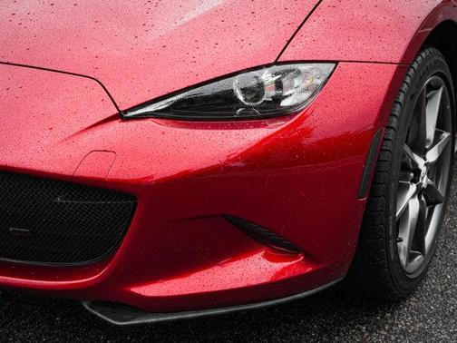 Soul Red Crystal Metallic 2019 Mazda MX-5 Miata Grand Touring