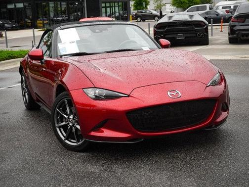 Soul Red Crystal Metallic 2019 Mazda MX-5 Miata Grand Touring