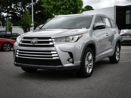 2017 Toyota Highlander Limited