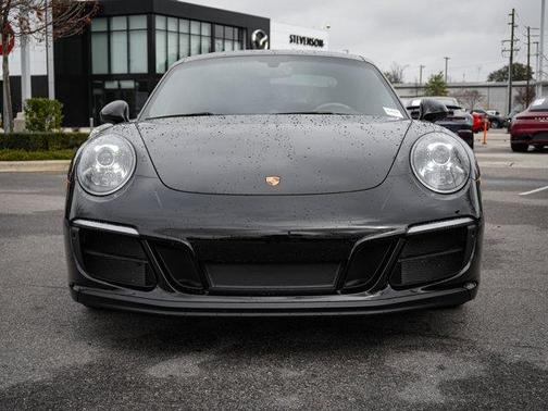 2019 Porsche 911 Carrera GTS