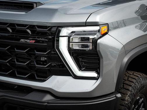 2025 Chevrolet Silverado 2500 ZR2