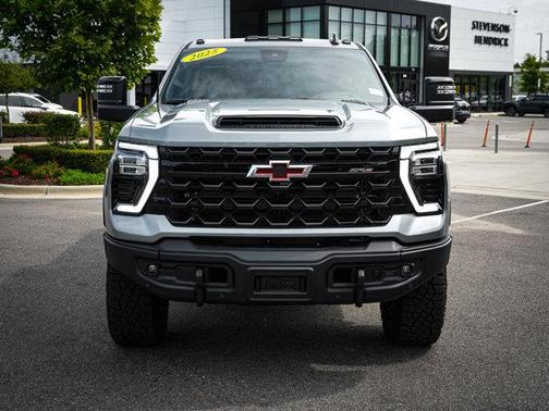 2025 Chevrolet Silverado 2500 ZR2