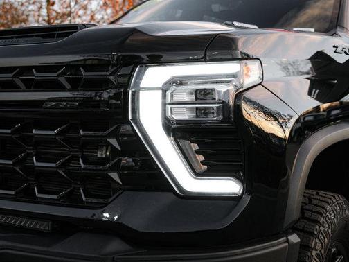 2024 Chevrolet Silverado 2500 ZR2