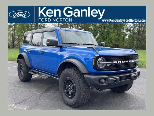 VELOCITY BLUE METALLIC 2023 Ford Bronco Wildtrak
