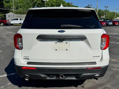 STAR WHITE MET TRI-COAT 2023 Ford Explorer XLT