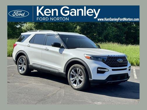 STAR WHITE MET TRI-COAT 2023 Ford Explorer XLT