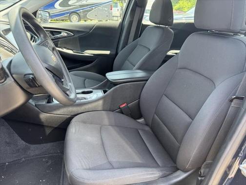 2021 Chevrolet Malibu FWD LT