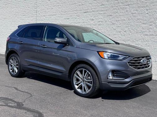 CARBONIZED GRAY 2023 Ford Edge Titanium
