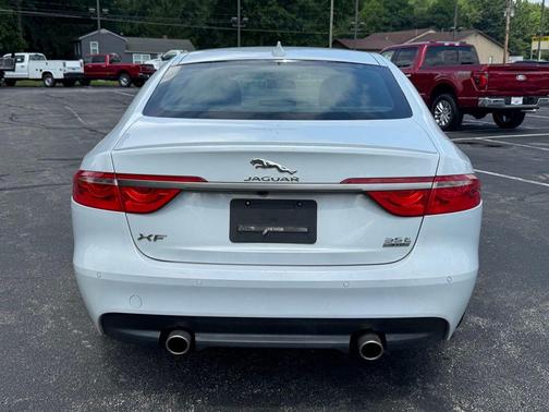 Polaris White 2017 Jaguar XF 35t R-Sport