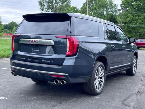 Hunter Metallic 2021 GMC Yukon XL Denali