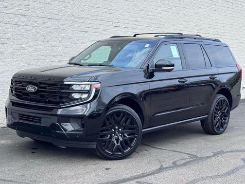 Agate Black Metallic 2026 Ford Expedition Platinum