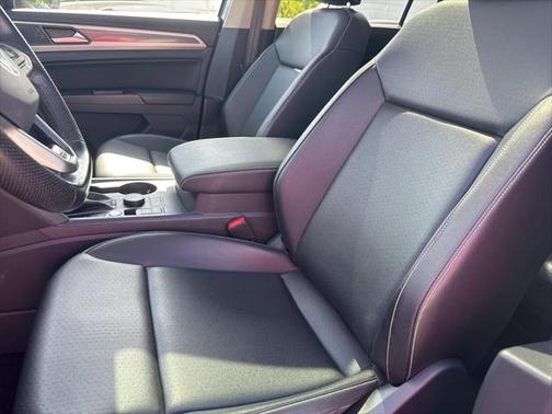 2021 Volkswagen Atlas 3.6L SE w/Technology