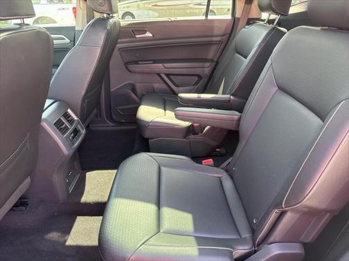 2021 Volkswagen Atlas 3.6L SE w/Technology