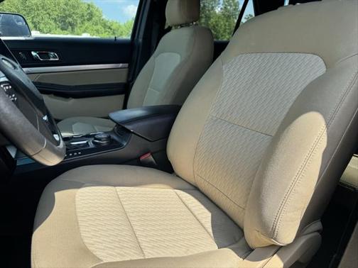 2016 Ford Explorer Base