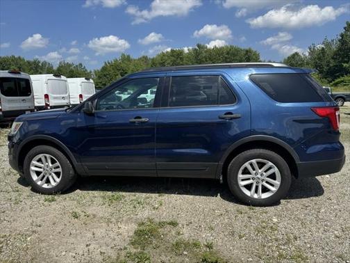 2016 Ford Explorer Base