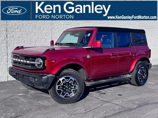 2024 Ford Bronco Outer Banks
