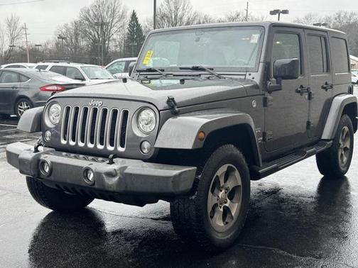 2017 Jeep Wrangler Unlimited Sahara