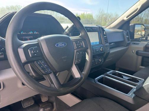 VELOCITY BLUE 2020 Ford F-150 XL