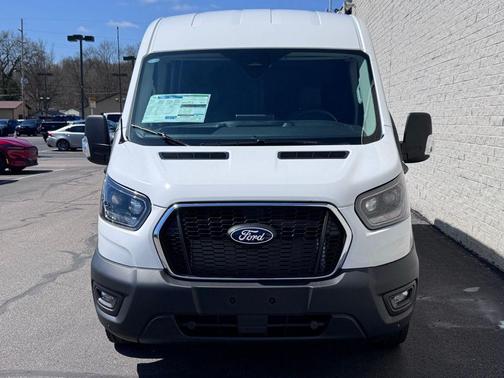 Oxford White 2026 Ford Transit-250 Base