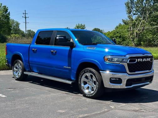 Hydro Blue Pearlcoat 2025 RAM 1500 Big Horn/Lone Star