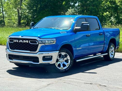 Hydro Blue Pearlcoat 2025 RAM 1500 Big Horn/Lone Star