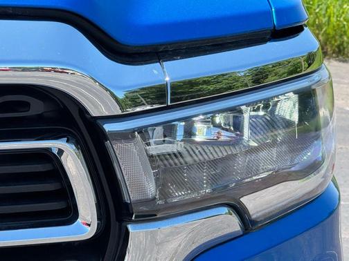 Hydro Blue Pearlcoat 2025 RAM 1500 Big Horn/Lone Star