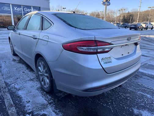 2017 Ford Fusion Energi SE Luxury