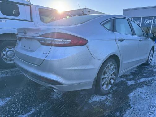 2017 Ford Fusion Energi SE Luxury
