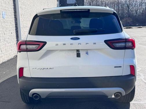 2026 Ford Escape Platinum