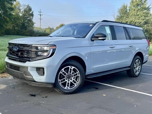 2025 Ford Expedition Max Active 4x4