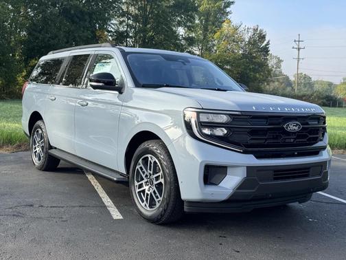 2025 Ford Expedition Max Active 4x4