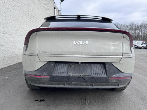 2022 Kia EV6 Wind
