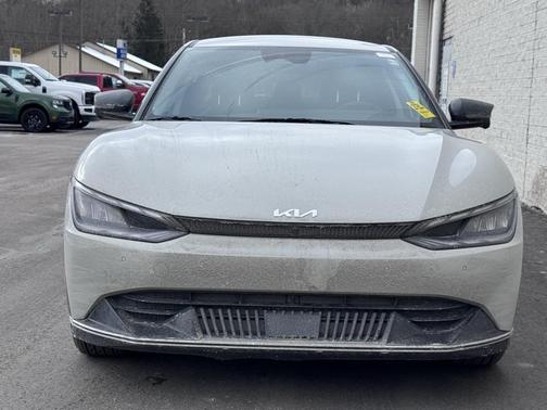 2022 Kia EV6 Wind