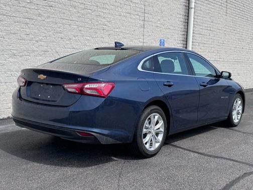 Northsky Blue Metallic 2019 Chevrolet Malibu LT