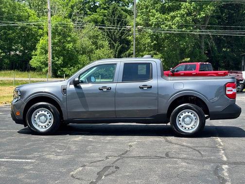 CARBONIZED GRAY METALLIC 2026 Ford Maverick XL