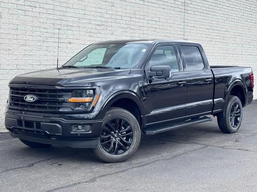 AGATE BLACK METALLIC 2026 Ford F-150 XLT