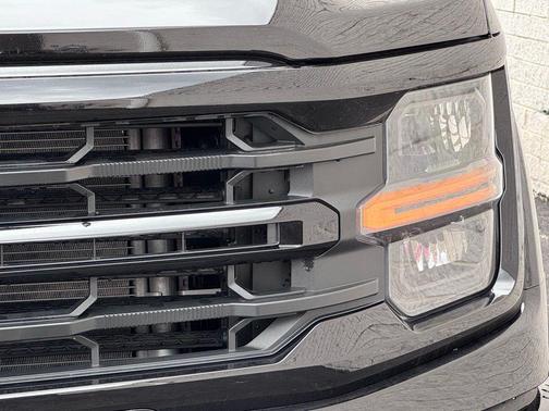 AGATE BLACK METALLIC 2026 Ford F-150 XLT