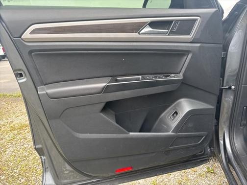 2019 Volkswagen Atlas 2.0T SE w/Technology
