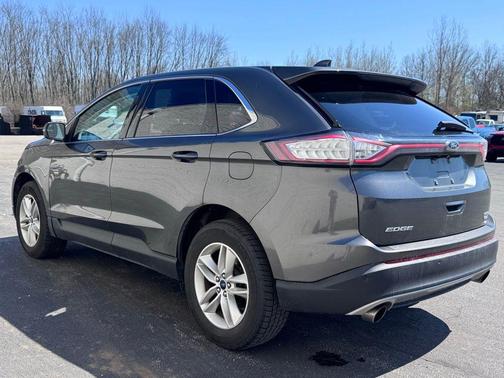 MAGNETIC METALLIC 2018 Ford Edge SEL