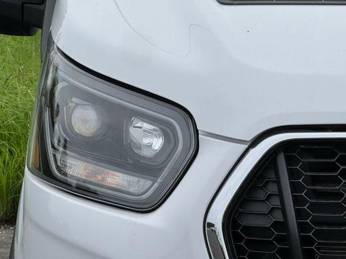 OXFORD WHITE 2026 Ford Transit-350 Base